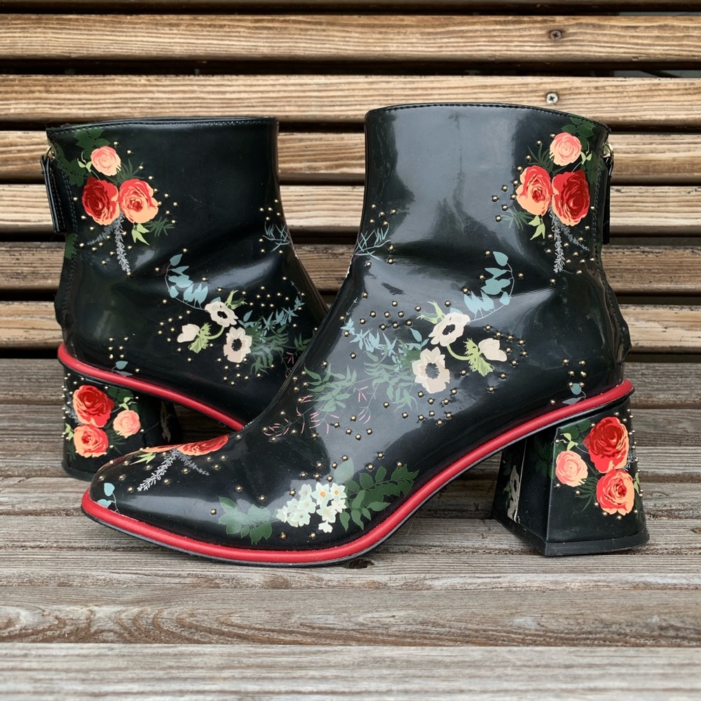 Lovely Floral Boots from Zara!